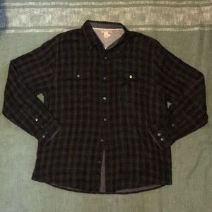 NWOT Carbon2Cobalt Lightweight Plaid Button-Down.